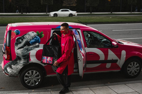 В Краснодаре появился сервис быстрой доставки Ozon Express. Рассказываем, как он работает