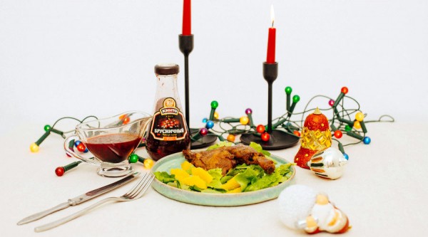 К чему подать брусничный соус и почему бруснику называют ягодой бессмертия. Готовим и готовимся к Новому году и Рождеству