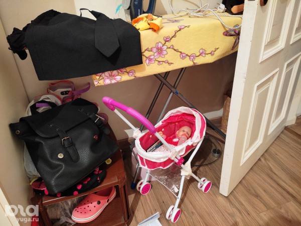 «Каждый месяц волнительно и страшно». Репортаж из краснодарского дома-убежища для женщин, пострадавших от домашнего насилия «Каждый месяц волнительно и страшно». Репортаж из краснодарского дома-убежища для женщин, пострадавших от домашнего насилия