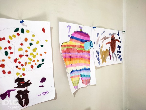 «Каждый месяц волнительно и страшно». Репортаж из краснодарского дома-убежища для женщин, пострадавших от домашнего насилия «Каждый месяц волнительно и страшно». Репортаж из краснодарского дома-убежища для женщин, пострадавших от домашнего насилия