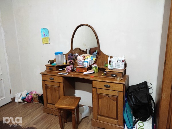 «Каждый месяц волнительно и страшно». Репортаж из краснодарского дома-убежища для женщин, пострадавших от домашнего насилия «Каждый месяц волнительно и страшно». Репортаж из краснодарского дома-убежища для женщин, пострадавших от домашнего насилия