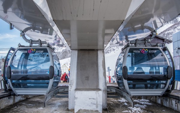 «Черепаха», шкивы и счалка. Как работает самый большой парк канатных дорог в России «Черепаха», шкивы и счалка. Как работает самый большой парк канатных дорог в России