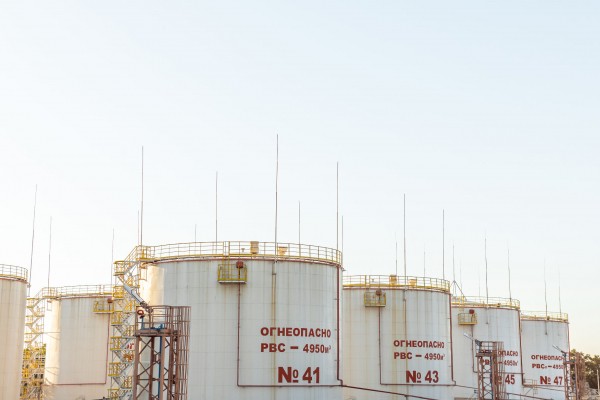 Что производят из нефти на Кубани и когда на заправках появится местный бензин?