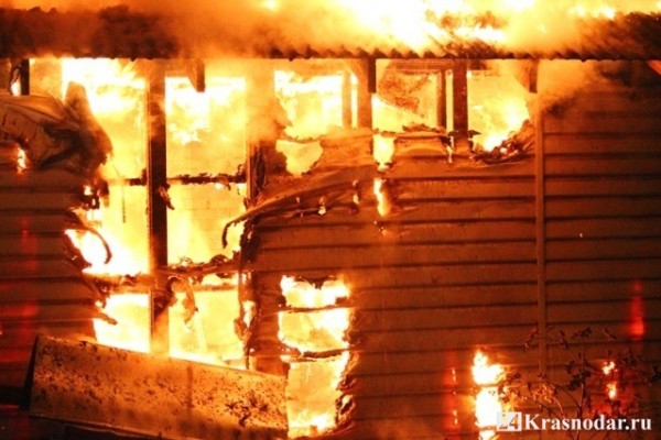 Под Краснодаром в бытовке сгорело 5 человек