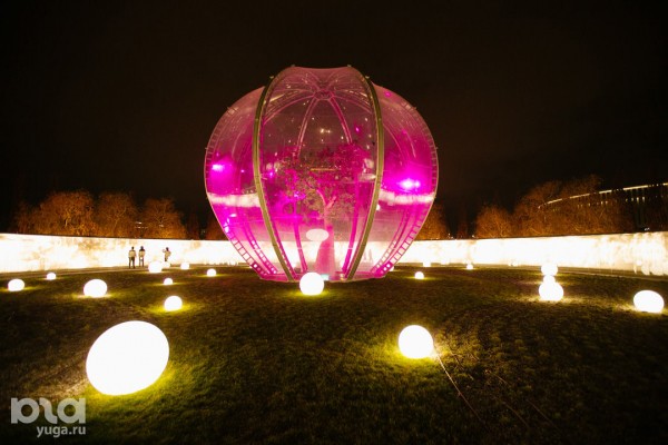 «Эйва» из «Аватара» и золотые дети. Показываем, как украсили парк «Краснодар» к Новому году