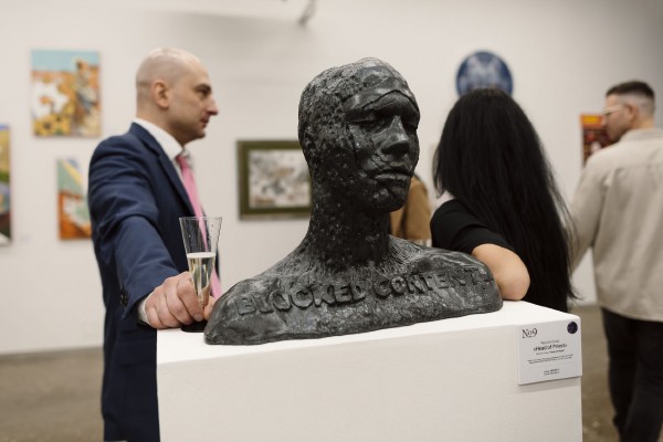 Показывают и продают красивое. Что, зачем и почем можно купить на аукционе MOST в Краснодаре Показывают и продают красивое. Что, зачем и почем можно купить на аукционе MOST в Краснодаре