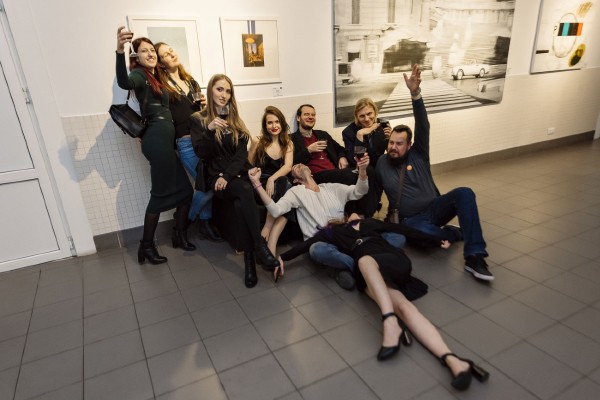 Показывают и продают красивое. Что, зачем и почем можно купить на аукционе MOST в Краснодаре Показывают и продают красивое. Что, зачем и почем можно купить на аукционе MOST в Краснодаре