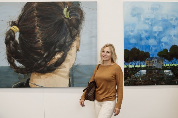 Показывают и продают красивое. Что, зачем и почем можно купить на аукционе MOST в Краснодаре Показывают и продают красивое. Что, зачем и почем можно купить на аукционе MOST в Краснодаре