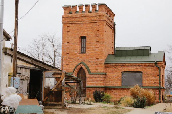 Уезжаем на один день из Краснодара. Первый монастырь на Кубани и серебряные трубы поселка Лебяжий остров Уезжаем на один день из Краснодара. Первый монастырь на Кубани и серебряные трубы поселка Лебяжий остров