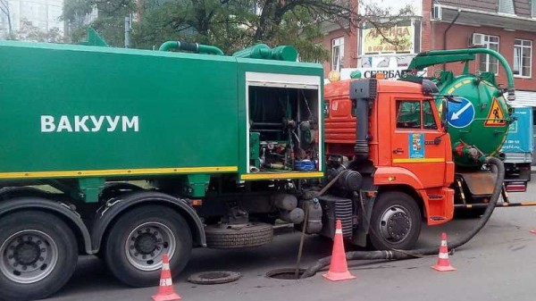 138 км ливневых коллекторов прочистили в 2021 году в Краснодаре