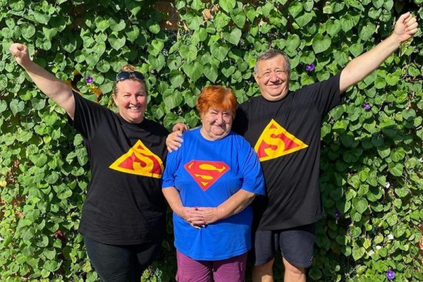 &laquo;Люблю быть в центре внимания&raquo;. &laquo;Супербуся&raquo; о том, как ведет блог в Tik Tok