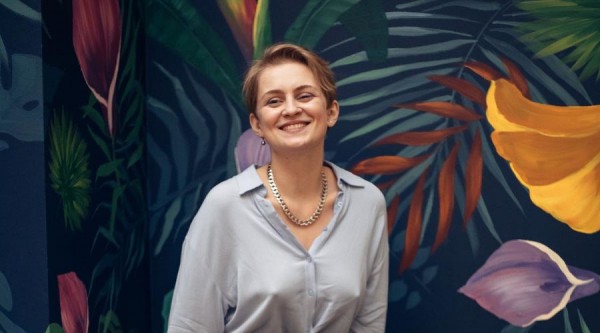 История девушки, которая практически потеряла зрение после пневмонии. Как Дая живет в большом и неудобном Краснодаре