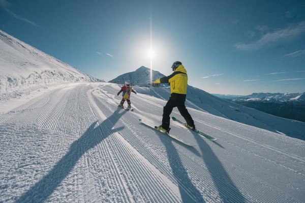 Как научиться кататься на лыжах или сноуборде? 4 важных совета для новичков от &laquo;Роза Хутор&raquo;