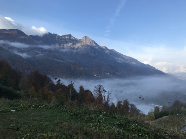 Облачные водопады и горные призраки. Как работают метеорологи в горах Сочи