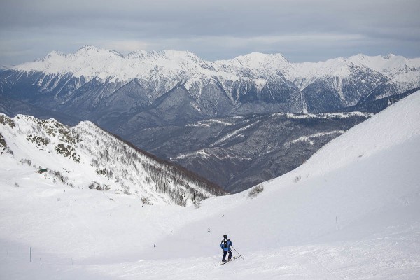 Облачные водопады и горные призраки. Как работают метеорологи в горах Сочи