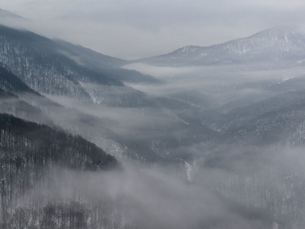 Облачные водопады и горные призраки. Как работают метеорологи в горах Сочи