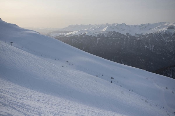 Облачные водопады и горные призраки. Как работают метеорологи в горах Сочи