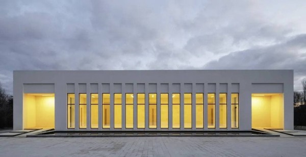 Крематорий или лучший ЗАГС на Кубани? Рассказываем, почему жители Анапы недовольны зданием, которое строили 4 года