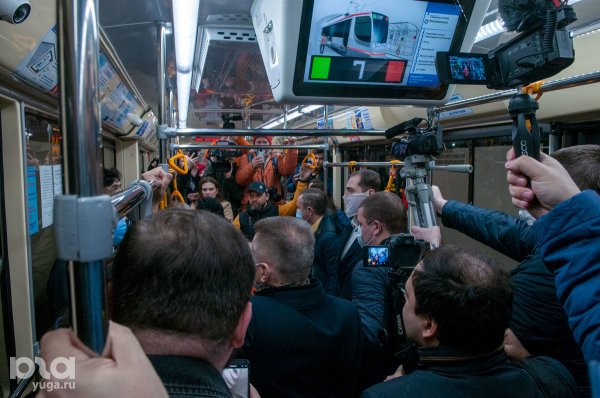 В Краснодаре пустили трамваи по улице Московской. Рассказываем, как это было