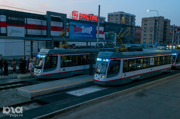 В Краснодаре пустили трамваи по улице Московской. Рассказываем, как это было