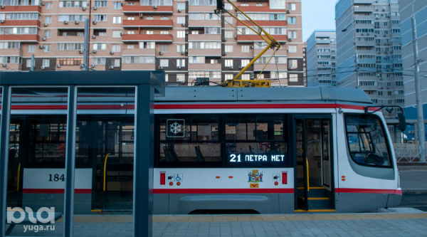В Краснодаре пустили трамваи по улице Московской. Рассказываем, как это было