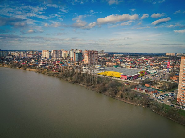 Где в Краснодаре построят следующую очередь набережной? Взгляд с&nbsp;высоты на&nbsp;пока&nbsp;что&nbsp;дикий берег ЮМР и&nbsp;Кожзавода