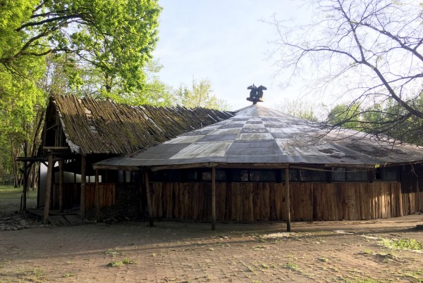 Летаем над самым большим зеленым массивом Краснодара. Часть 1: Солнечный остров Летаем над самым большим зеленым массивом Краснодара. Часть 1: Солнечный остров