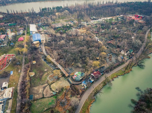 Летаем над самым большим зеленым массивом Краснодара. Часть 1: Солнечный остров Летаем над самым большим зеленым массивом Краснодара. Часть 1: Солнечный остров