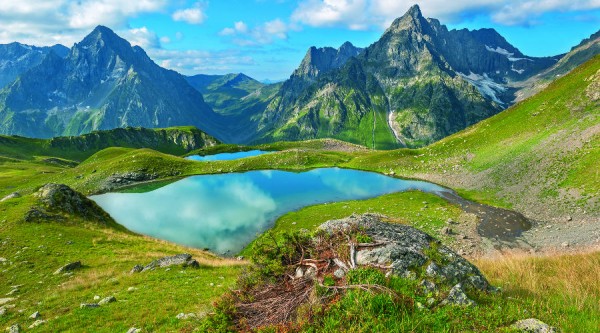 «Полгода провожу за текстами, полгода — за походами в горы». Автор «Истории Красной Поляны» рассказал о создании книги «Полгода провожу за текстами, полгода — за походами в горы». Автор «Истории Красной Поляны» рассказал о создании книги