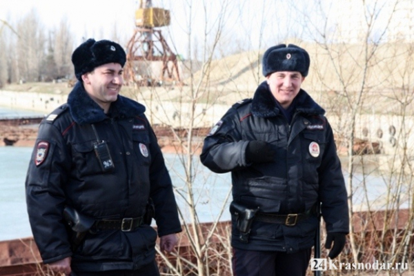 Ребенок остался жив в канун Нового года благодаря краснодарским полицейским