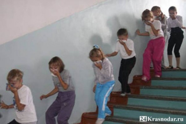 В краснодарской школе от отравления газом пострадали 27 учеников