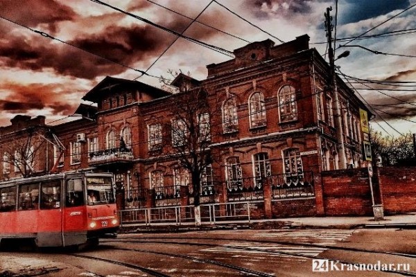 В Краснодаре встали трамваи