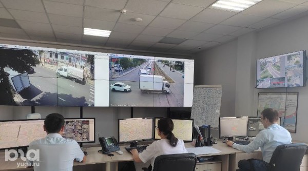 Сотни светофоров и более тысячи камер видеонаблюдения. Кто в Краснодаре следит за дорогами