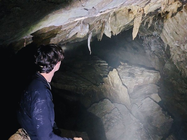 &laquo;Верующие развели там бардак&raquo;. Кто и зачем изучает пещеры Сочи