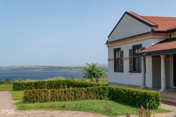 Падальщики и патриоты Кубани. Кто раскапывает древние города, как повезло Фанагории и почему она уникальна для археологии Средиземноморья