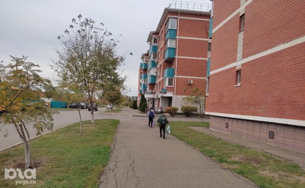 «Называемся «Прогрессом», но он до нас ещё не дошёл». Репортаж из краснодарского посёлка, где уже три месяца нет горячей воды и до сих пор нет отопления