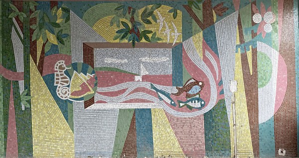 От Мадонны до маленького Ленина. Собрали гид по уникальным мозаикам Краснодара 