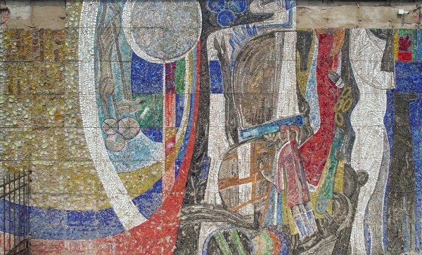 От Мадонны до маленького Ленина. Собрали гид по уникальным мозаикам Краснодара 