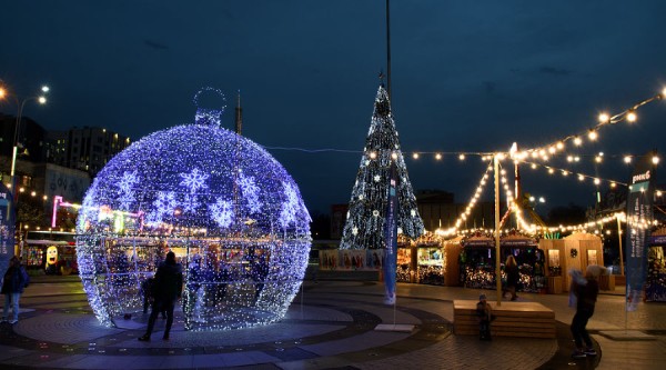 Новый год &mdash; 2023 в пути. Как жителям Краснодарского края необычно встретить праздник в круизе или в тусовочном поезде 