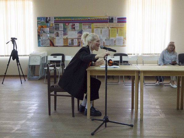 Театр на балачке. В Усть-Лабинске поставили спектакли по «казачьему Чехову» Театр на балачке. В Усть-Лабинске поставили спектакли по «казачьему Чехову»