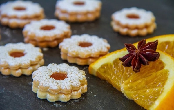 Когда хочется праздника: рецепт новогоднего печенья с вареньем