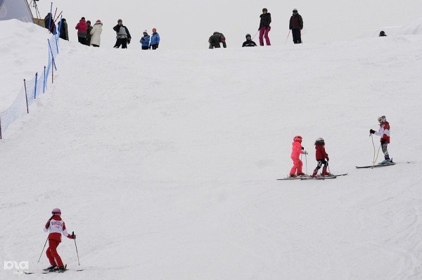 Сколько стоит покататься на лыжах и сноуборде в Сочи и других горах Северного Кавказа новичку Сколько стоит покататься на лыжах и сноуборде в Сочи и других горах Северного Кавказа новичку