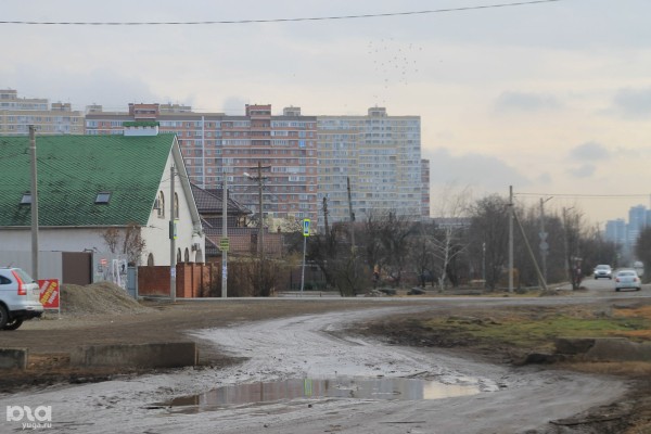 На Западном обходе без перемен? Как выглядит район Краснодара, где к 2025 году хотят пустить трамвай На Западном обходе без перемен? Как выглядит район Краснодара, где к 2025 году хотят пустить трамвай