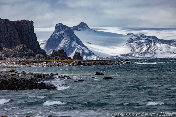 «Присягнуть Антарктиде». Краснодарка рассказала, как путешествовала по Южному полюсу, что увидела там и сколько это стоит «Присягнуть Антарктиде». Краснодарка рассказала, как путешествовала по Южному полюсу, что увидела там и сколько это стоит