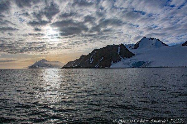 «Присягнуть Антарктиде». Краснодарка рассказала, как путешествовала по Южному полюсу, что увидела там и сколько это стоит «Присягнуть Антарктиде». Краснодарка рассказала, как путешествовала по Южному полюсу, что увидела там и сколько это стоит