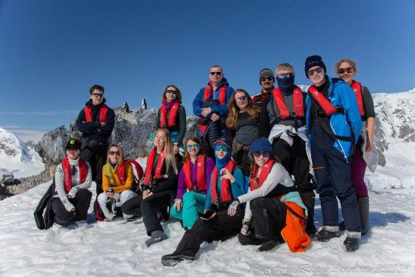 «Присягнуть Антарктиде». Краснодарка рассказала, как путешествовала по Южному полюсу, что увидела там и сколько это стоит «Присягнуть Антарктиде». Краснодарка рассказала, как путешествовала по Южному полюсу, что увидела там и сколько это стоит