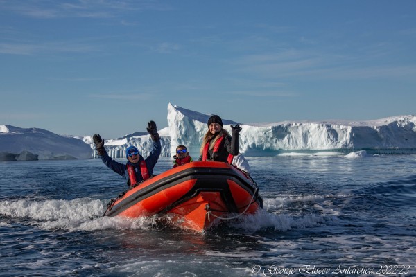 «Присягнуть Антарктиде». Краснодарка рассказала, как путешествовала по Южному полюсу, что увидела там и сколько это стоит «Присягнуть Антарктиде». Краснодарка рассказала, как путешествовала по Южному полюсу, что увидела там и сколько это стоит