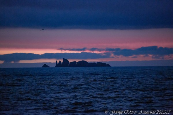 «Присягнуть Антарктиде». Краснодарка рассказала, как путешествовала по Южному полюсу, что увидела там и сколько это стоит «Присягнуть Антарктиде». Краснодарка рассказала, как путешествовала по Южному полюсу, что увидела там и сколько это стоит