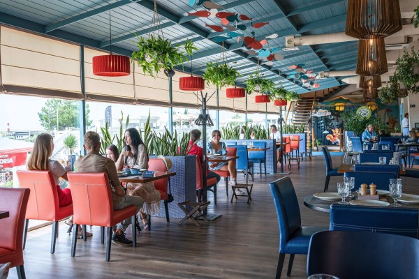 Видовые рестораны Сочи: бургеры с барабулей, чизкейк на огне и другие идеи для гастрономического туризма Видовые рестораны Сочи: бургеры с барабулей, чизкейк на огне и другие идеи для гастрономического туризма