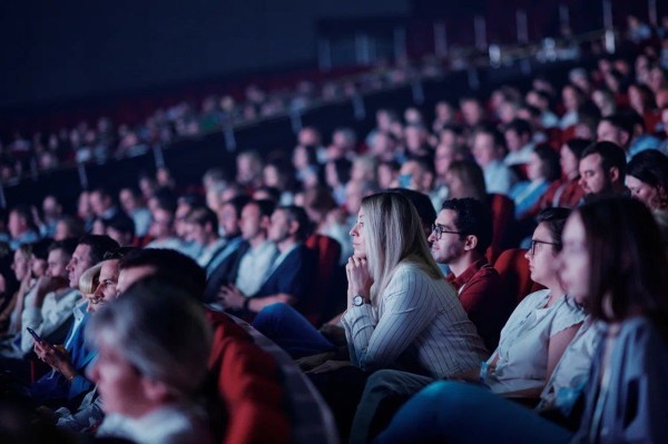 Хартманн, Батырев и другие эксперты выступят на форуме недвижимости «Движение» в Сочи Хартманн, Батырев и другие эксперты выступят на форуме недвижимости «Движение» в Сочи